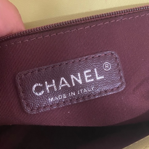 ๐๐Chanel chevron Yellow New medium Boy Bag - Picture 3 of 9